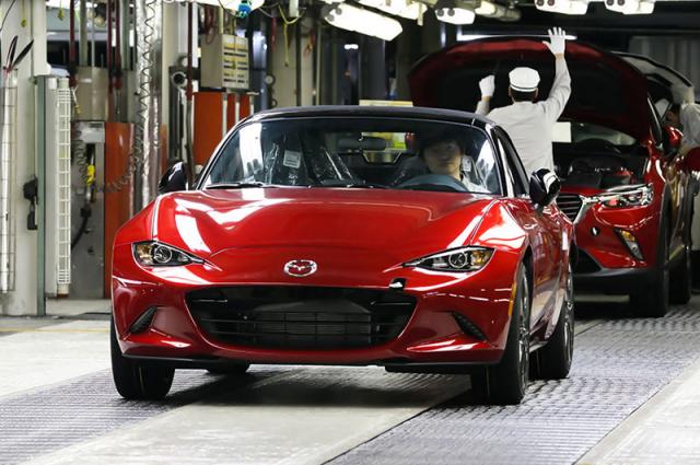 La prochaine Mazda MX-5 aura un moteur thermique La prochaine Mazda MX-5 aura un moteur thermique