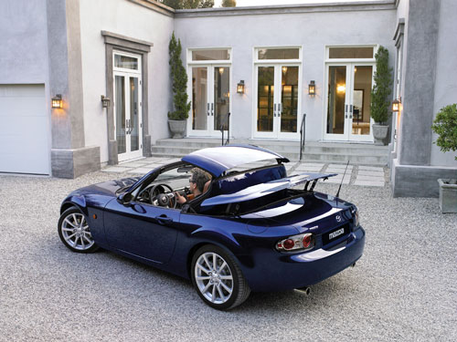 Nouvelle Mazda MX-5 roadster-coup� ! Nouvelle Mazda MX-5 roadster-coup� !