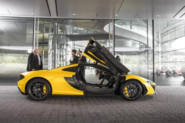 McLaren a livr� sa premi�re P1 McLaren a livr� sa premi�re P1