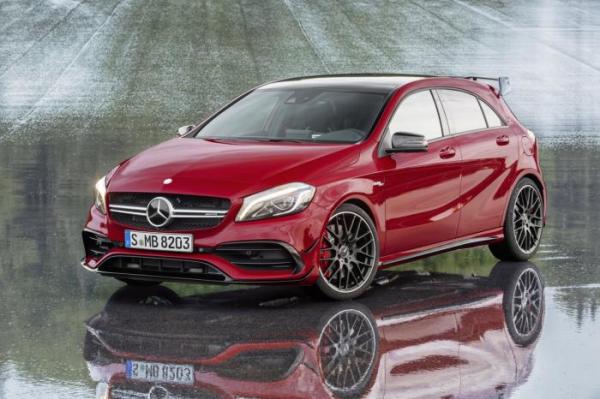 381 ch pour la Mercedes A45 AMG restyl�e ! 381 ch pour la Mercedes A45 AMG restyl�e !