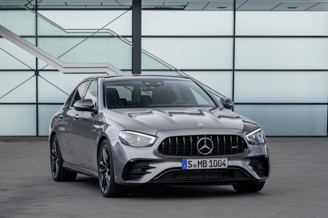 Restylage : nouveau regard pour la Mercedes-AMG E 53 Restylage : nouveau regard pour la Mercedes-AMG E 53