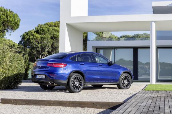 Mercedes GLC 43 AMG Coup� Mercedes GLC 43 AMG Coup�