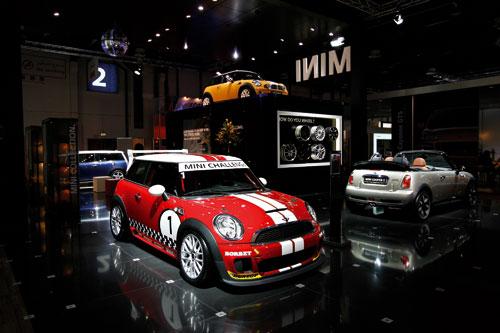 MINI acc�l�re son d�veloppement avec les MINI Stores MINI acc�l�re son d�veloppement avec les MINI Stores