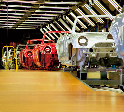 BMW cherche � r�duire ses co�ts et l�ve 1 milliard d'euros BMW cherche � r�duire ses co�ts et l�ve 1 milliard d'euros