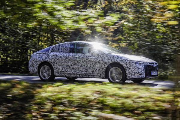 Opel Insignia Grand Sport : pour Gen�ve 2017 Opel Insignia Grand Sport : pour Gen�ve 2017