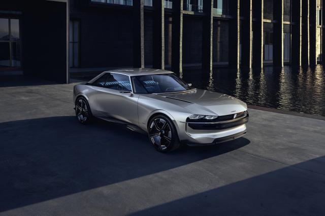 Peugeot e-Legend Concept : revival d�complex� Peugeot e-Legend Concept : revival d�complex�