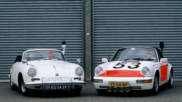 Les Porsche de la police n�erlandaise Les Porsche de la police n�erlandaise