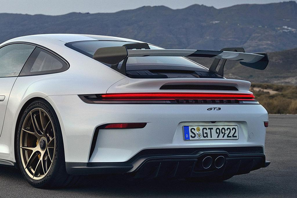 La Porsche 911 GT3 ne devrait pas survivre � Euro 7... La Porsche 911 GT3 ne devrait pas survivre � Euro 7...