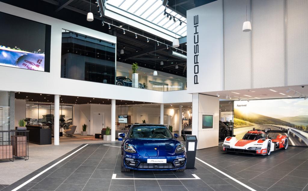 Un nouveau Centre Porsche � l'ouest de Paris Un nouveau Centre Porsche � l'ouest de Paris