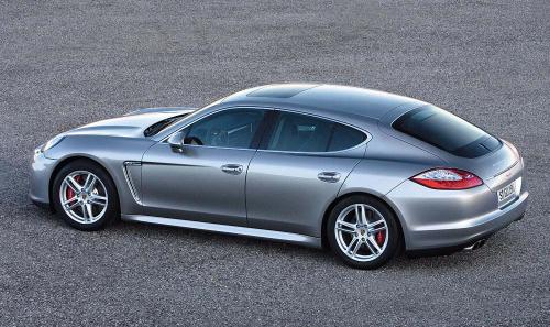 La Porsche Panamera enfin d�voil�e... La Porsche Panamera enfin d�voil�e...