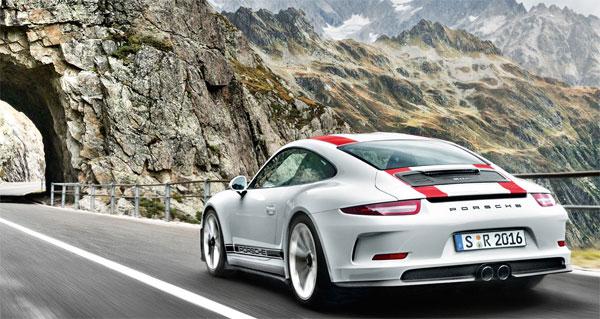 Avec Porsche Ultimate, offrez-vous une exp�rience unique Avec Porsche Ultimate, offrez-vous une exp�rience unique
