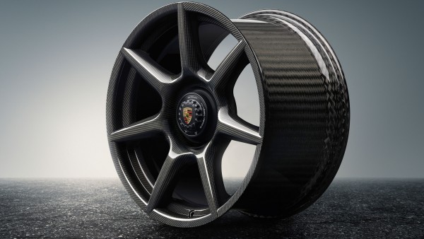 Des jantes en carbone pour la Porsche 911 Turbo S Des jantes en carbone pour la Porsche 911 Turbo S