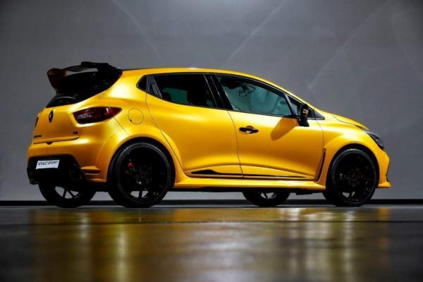 Renault Sport pr�pare une Clio RS tr�s sp�ciale... Renault Sport pr�pare une Clio RS tr�s sp�ciale...