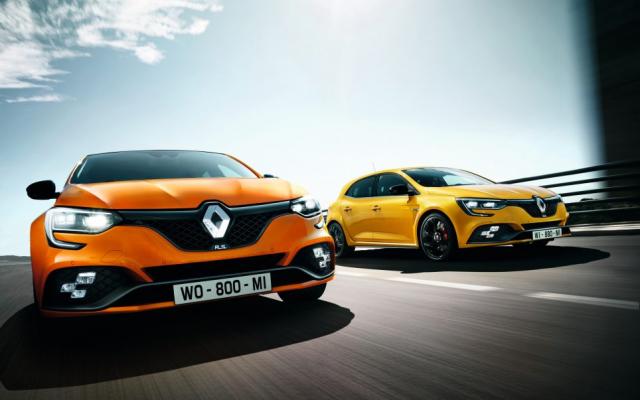 Commandes suspendues pour les Renault M�gane 4 RS jaune et orange Commandes suspendues pour les Renault M�gane 4 RS jaune et orange
