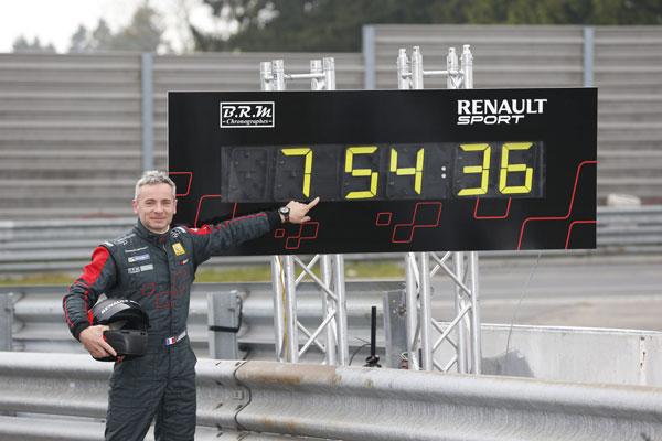 Laurent Hurgon (Renault Sport), roi de la traction Laurent Hurgon (Renault Sport), roi de la traction