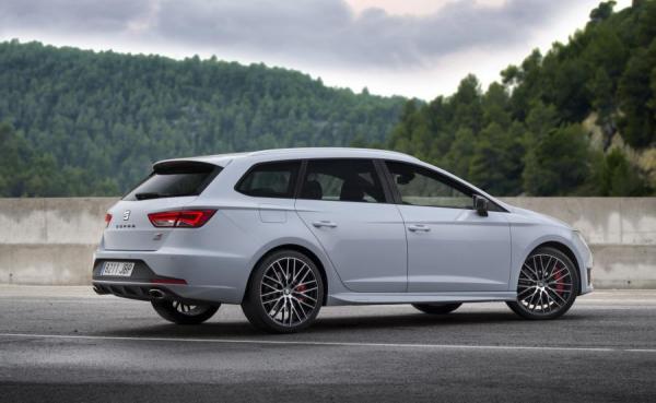 Seat Leon ST Cupra : le d�m�nageur du N�rburgring ! Seat Leon ST Cupra : le d�m�nageur du N�rburgring !