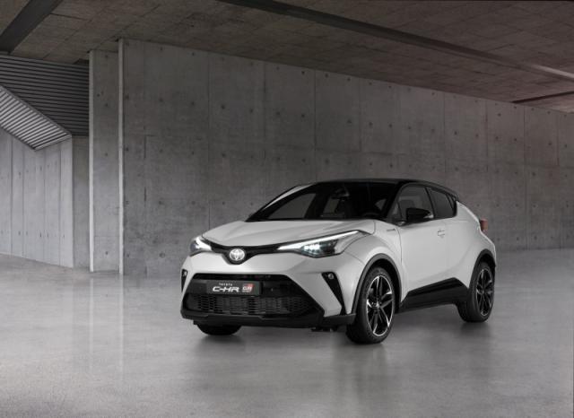 Le Toyota C-HR restyl� inaugure une finition GR Sport Le Toyota C-HR restyl� inaugure une finition GR Sport