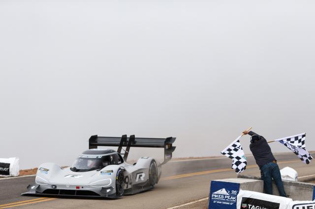 Volkswagen au sommet � Pikes Peak Volkswagen au sommet � Pikes Peak