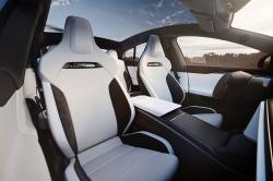 Des si�ges sport pour la Tesla Model S Plaid