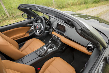 interieur cuir tabac fiat 124 spider