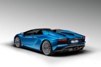 Photo lamborghini-aventador-s-roadster-03 lamborghini-aventador-s-roadster-03.jpg