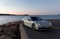 Photo panamera_2-2_4s_e-hybrid_04 panamera_2-2_4s_e-hybrid_04.jpg