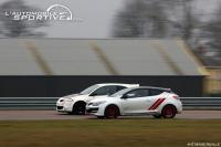 Photo megane_trophy-r_r26r_21 megane_trophy-r_r26r_21.jpg