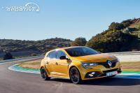 Photo megane4rs_280_cup_01 megane4rs_280_cup_01.jpg