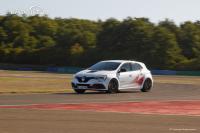 Photo megane-4-rs-trophy-r_01 megane-4-rs-trophy-r_01.jpg
